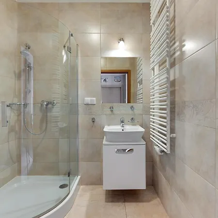 Flatbook - Center Torunska *