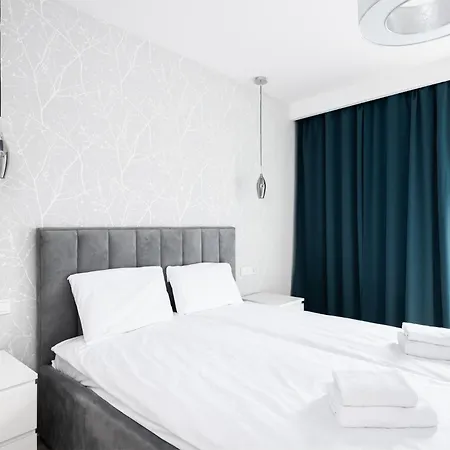 Flatbook - Center Torunska Апартаменты *